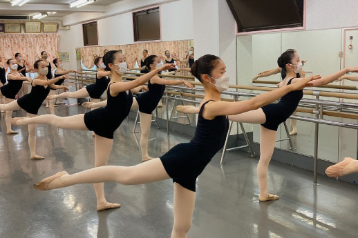 専科4　(高等科修了の生徒)